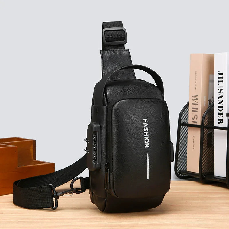 Bolsa Transversal Masculina Antifurto – Porta USB – Cadeado com Senha – Couro PU